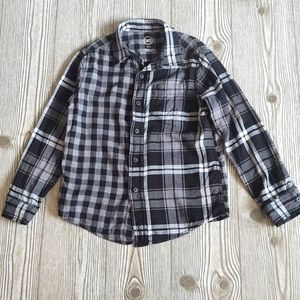 Long sleeve button down plaid shirt size s 6/7